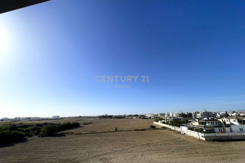 2 dormitorios Apartamento en Livadia, Larnaka,  No. 55482 14