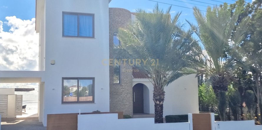 4 dormitorios Villa en Pegeia, Paphos,  No. 55478