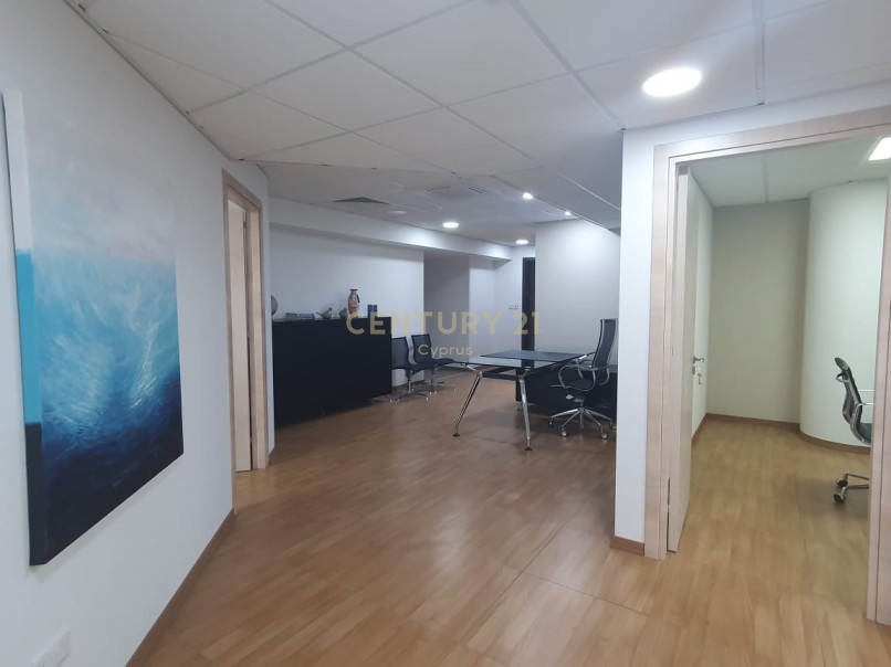 Офис 330м2 в Агиос Афанасиос, Лимасол, Кипр № 55481