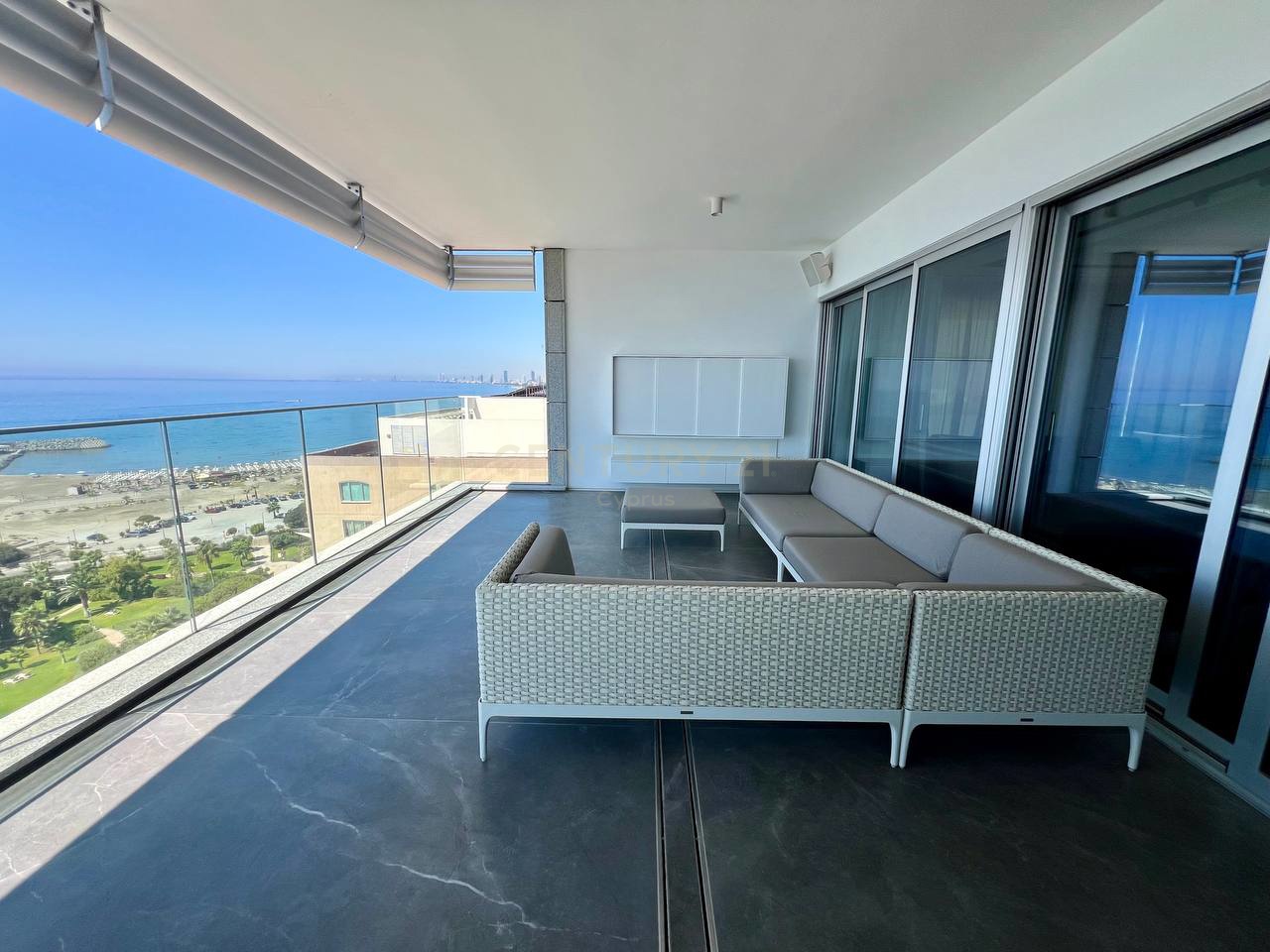 3 bedrooms Apartment in Agios Tychonas, Limassol, Cyprus No. 55480