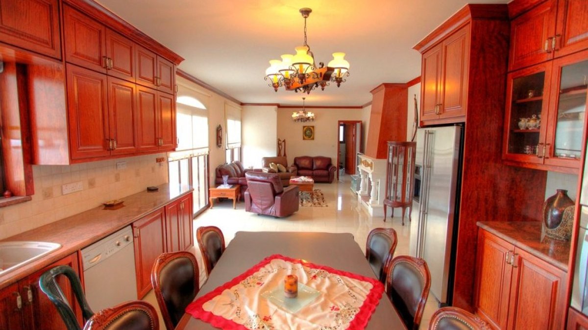 6 chambres Villa à Limassol, Chypre No. 38266