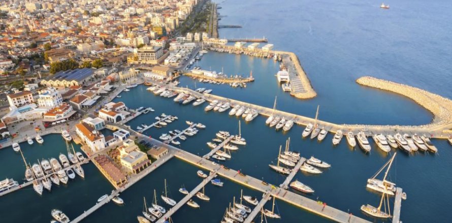 200m2 Commercial property in Limassol, No. 38270