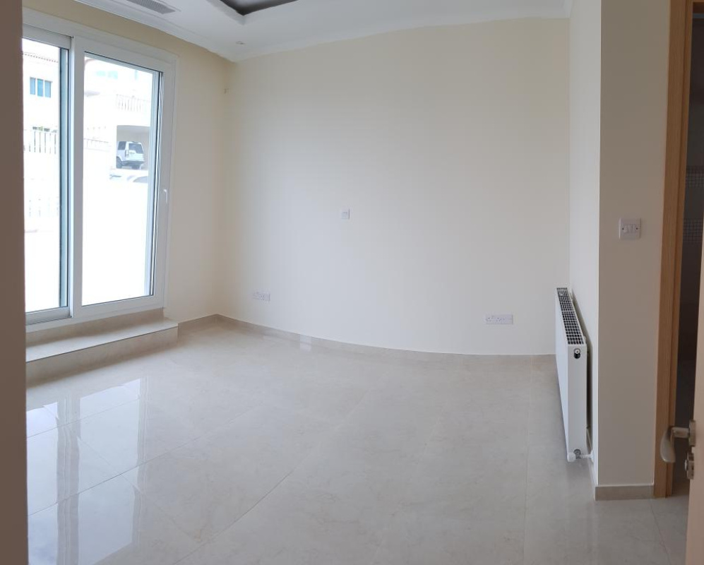 4 bedrooms Villa in Paphos, Cyprus No. 38269