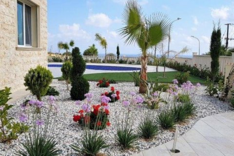 4 bedrooms Villa in Paphos,  No. 38269 14