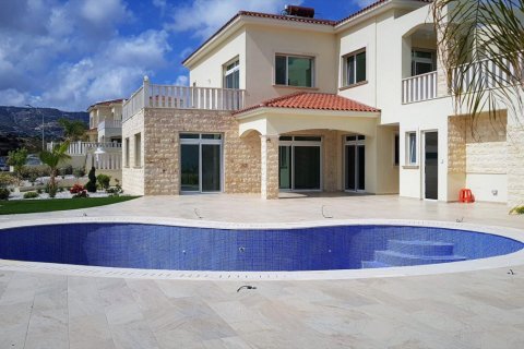 4 bedrooms Villa in Paphos,  No. 38269 5