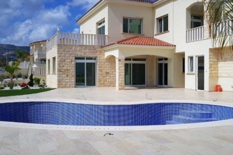 4 bedrooms Villa in Paphos,  No. 38269 4