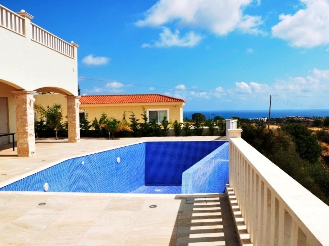 3 bedrooms Villa in Paphos, Cyprus No. 38268