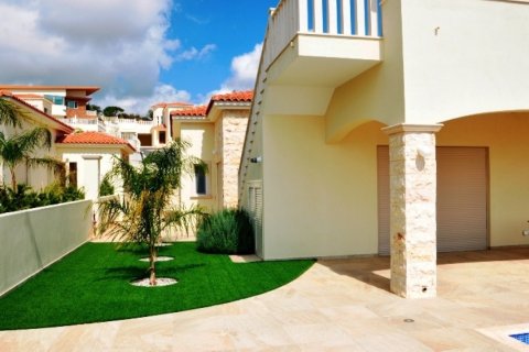 3 bedrooms Villa in Paphos,  No. 38268 5