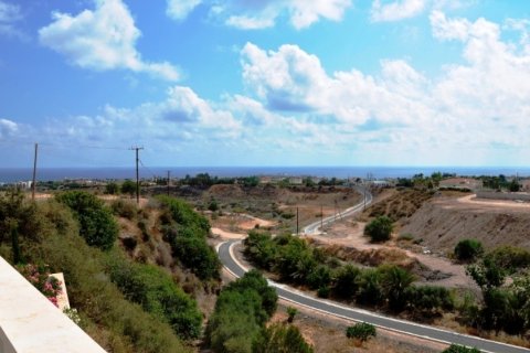 3 bedrooms Villa in Paphos,  No. 38268 9