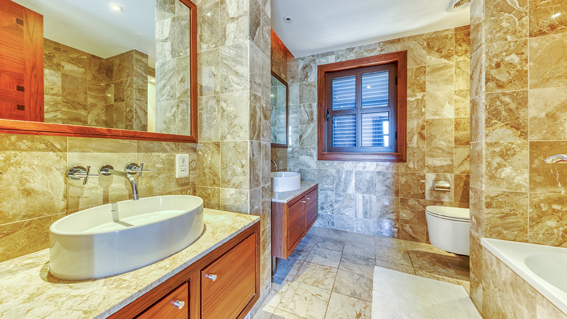 3 bedrooms Apartment in Limassol, Cyprus No. 28609