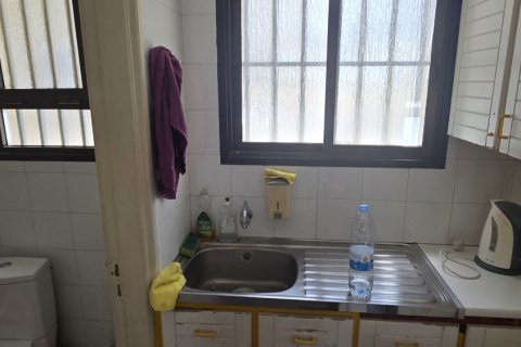Магазин 86м2 в Никосия,  № 56654 2
