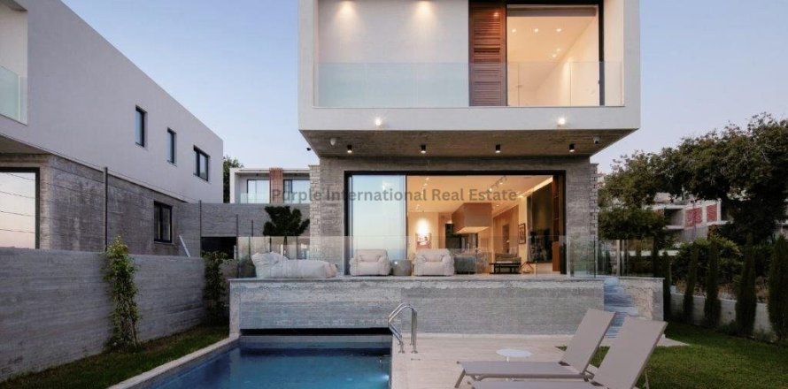 3 bedrooms Villa in Chloraka, Paphos, No. 7931