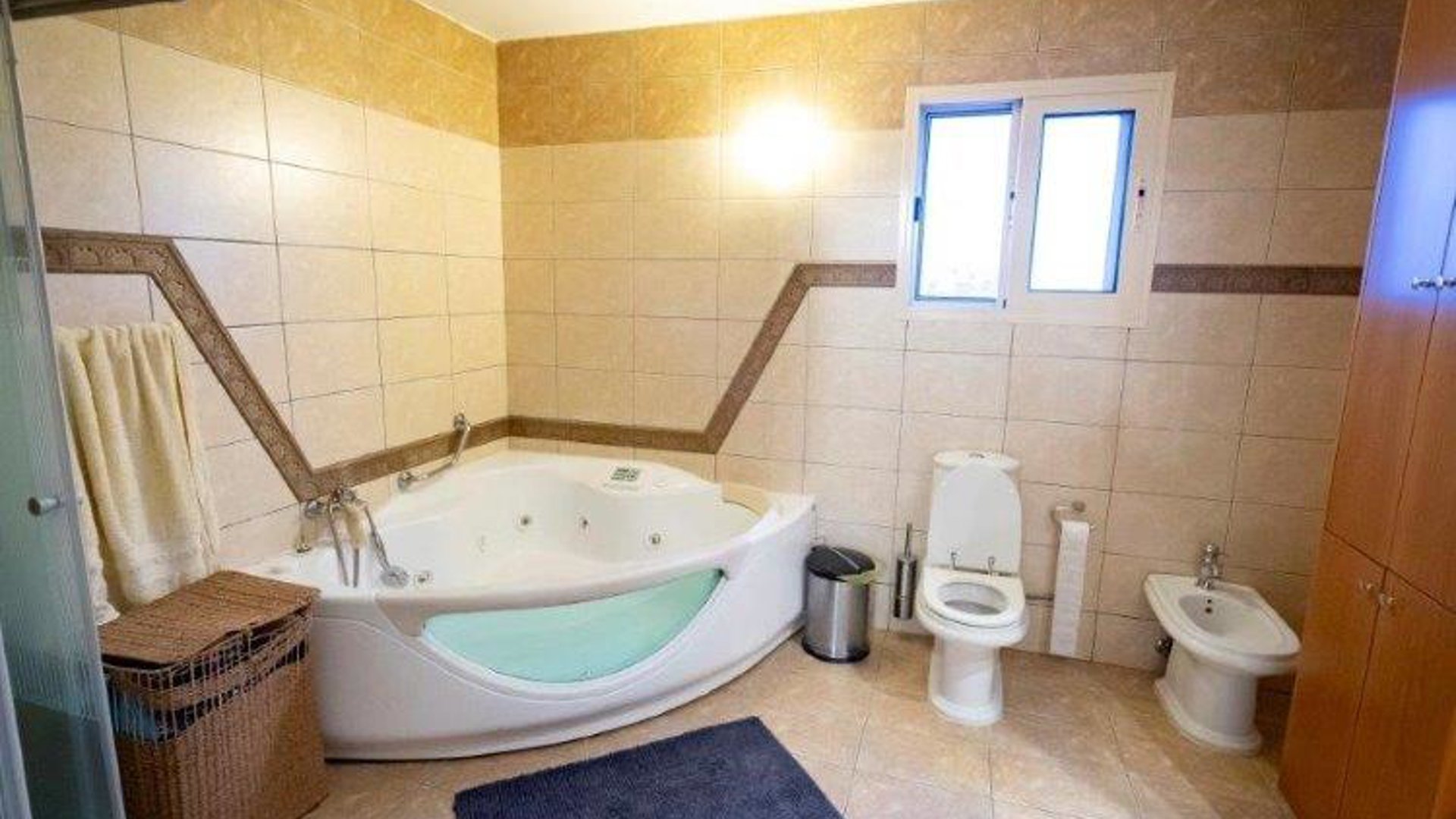 4 bedrooms Villa in Anarita, Paphos, Cyprus No. 25834