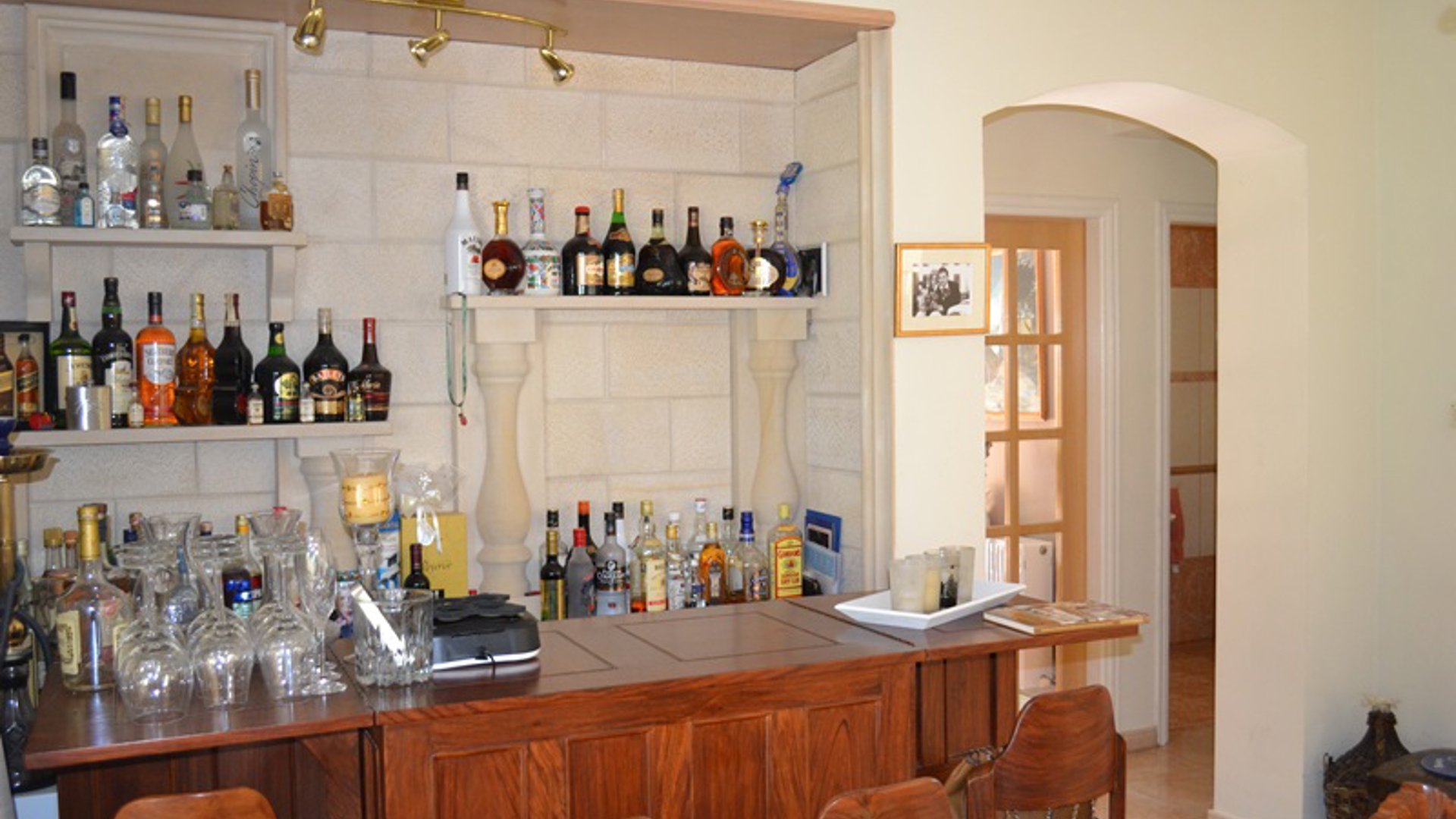 4 bedrooms Villa in Foinikaria, Limassol, Cyprus No. 25837