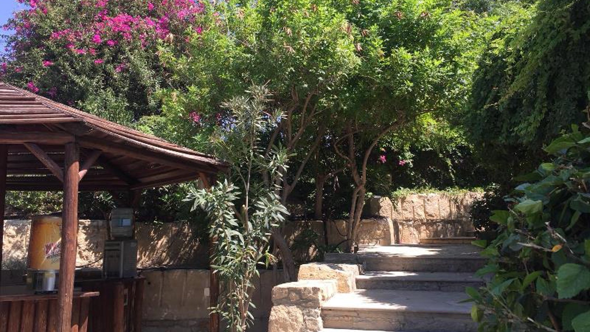 4 bedrooms Villa in Foinikaria, Limassol, Cyprus No. 25837