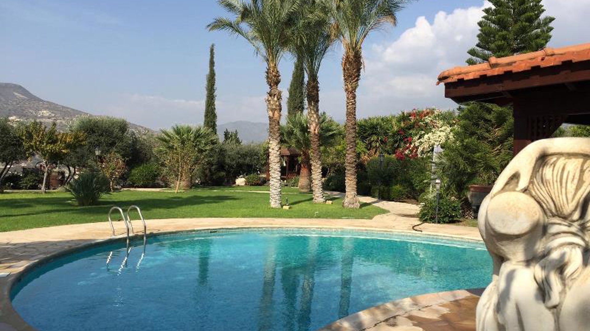 4 bedrooms Villa in Foinikaria, Limassol, Cyprus No. 25837