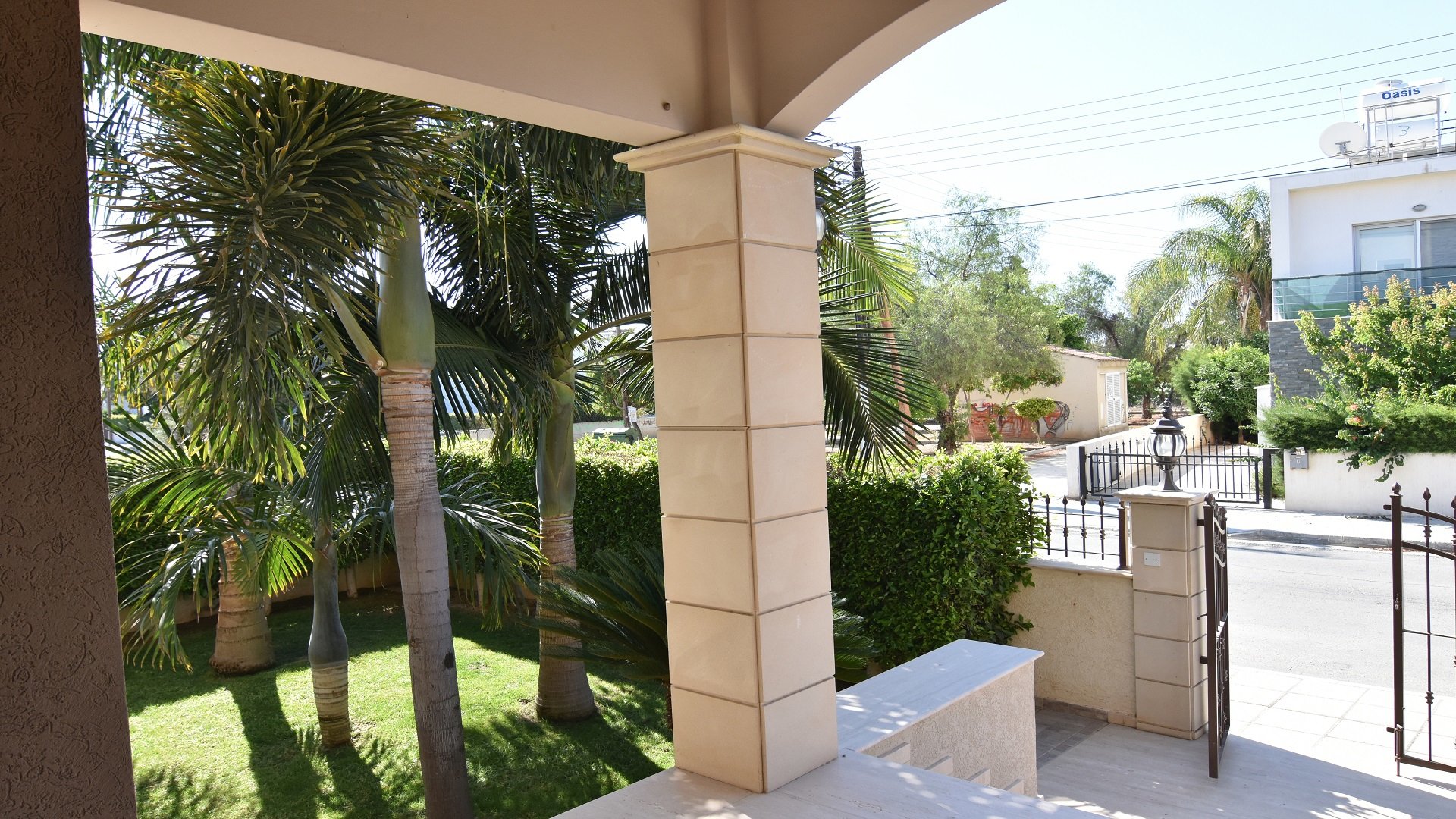 5 bedrooms Villa in Agios Athanasios, Limassol, Cyprus No. 25839