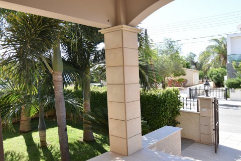 5 bedrooms Villa in Agios Athanasios, Limassol, Cyprus No. 25839