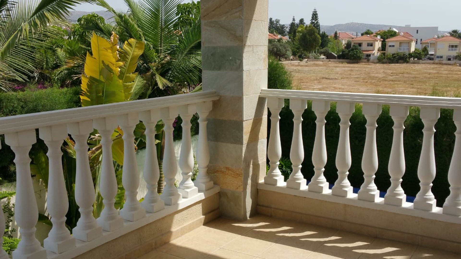 5 bedrooms Villa in Agios Athanasios, Limassol, Cyprus No. 25839