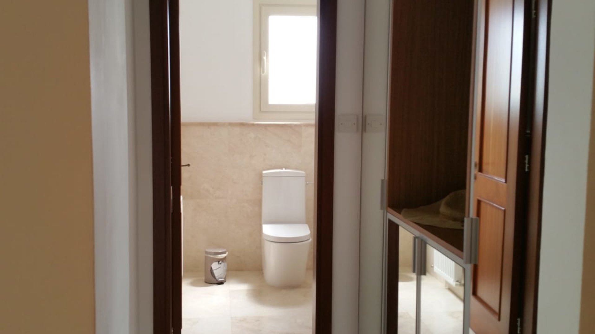 5 bedrooms Villa in Agios Athanasios, Limassol, Cyprus No. 25839