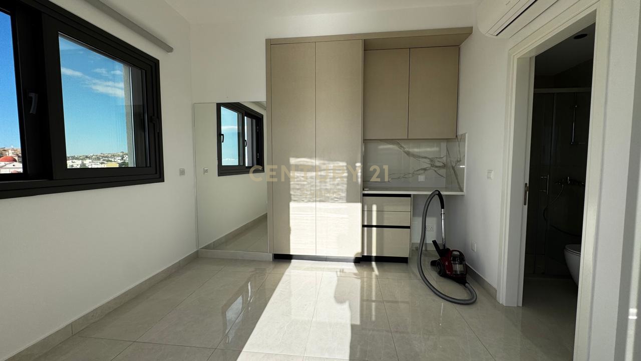 4 chambres Penthouse à Agios Athanasios, Limassol, Chypre No. 53866