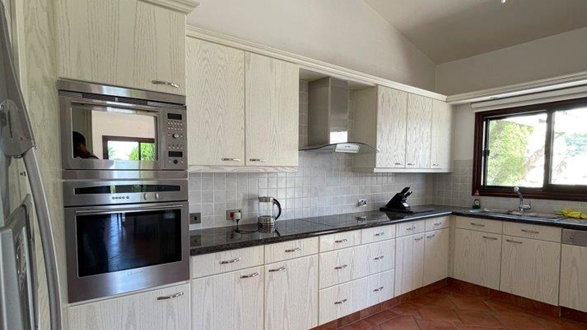 4 bedrooms Villa in Tala, Paphos, Cyprus No. 26462