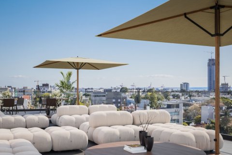 2 bedrooms Apartment in Limassol, No. 49837 7