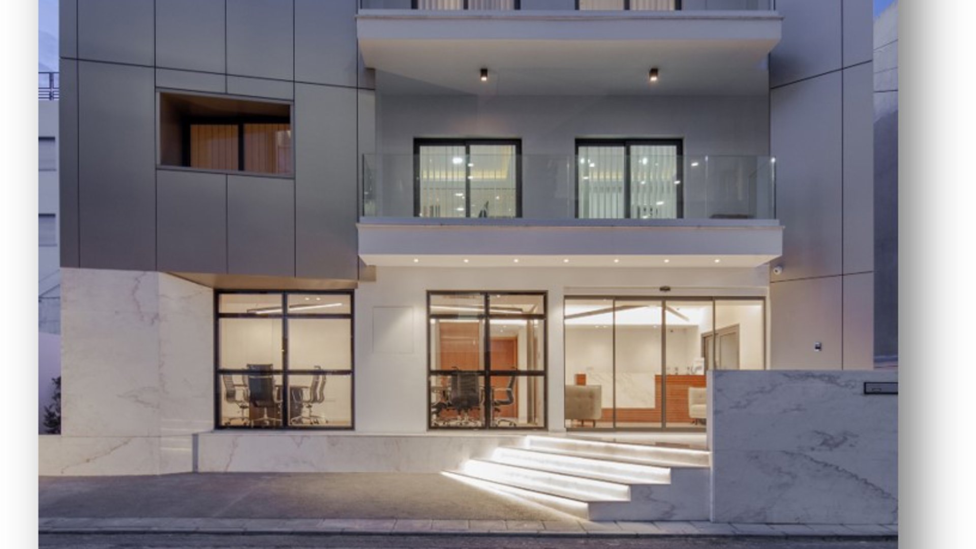 315m2 Building in Limassol, Cyprus No. 26373