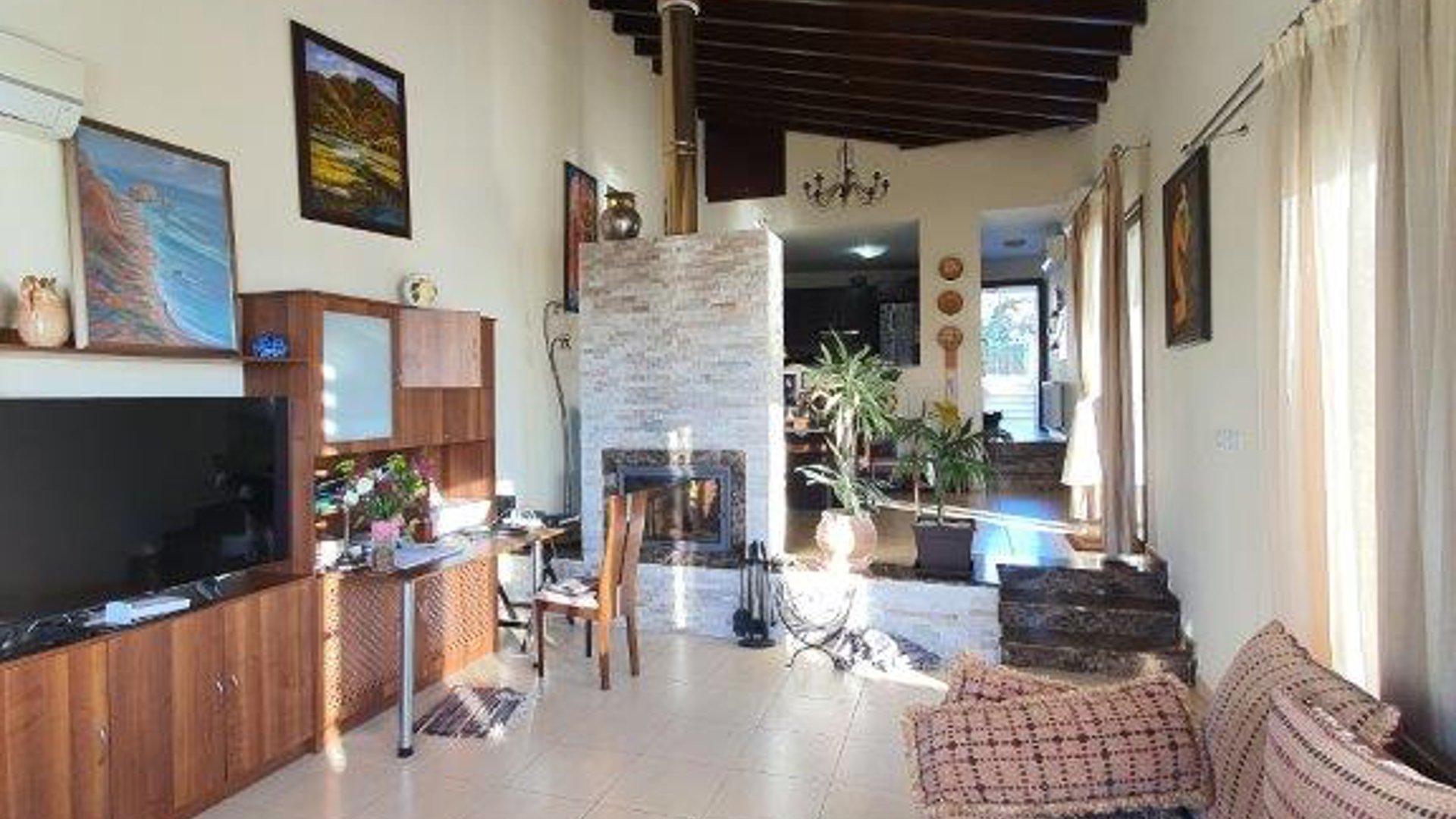 3 bedrooms Villa in Pissouri, Limassol, Cyprus No. 28227