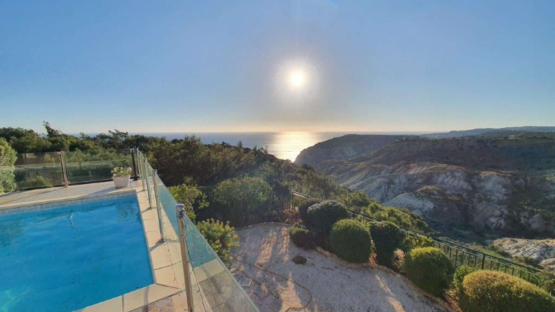 3 bedrooms Villa in Pissouri, Limassol, Cyprus No. 28227
