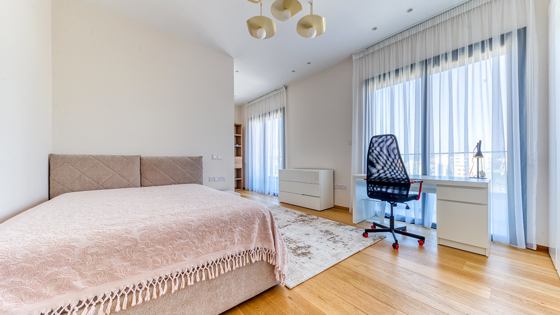 2 bedrooms Penthouse in Limassol, Cyprus No. 28195