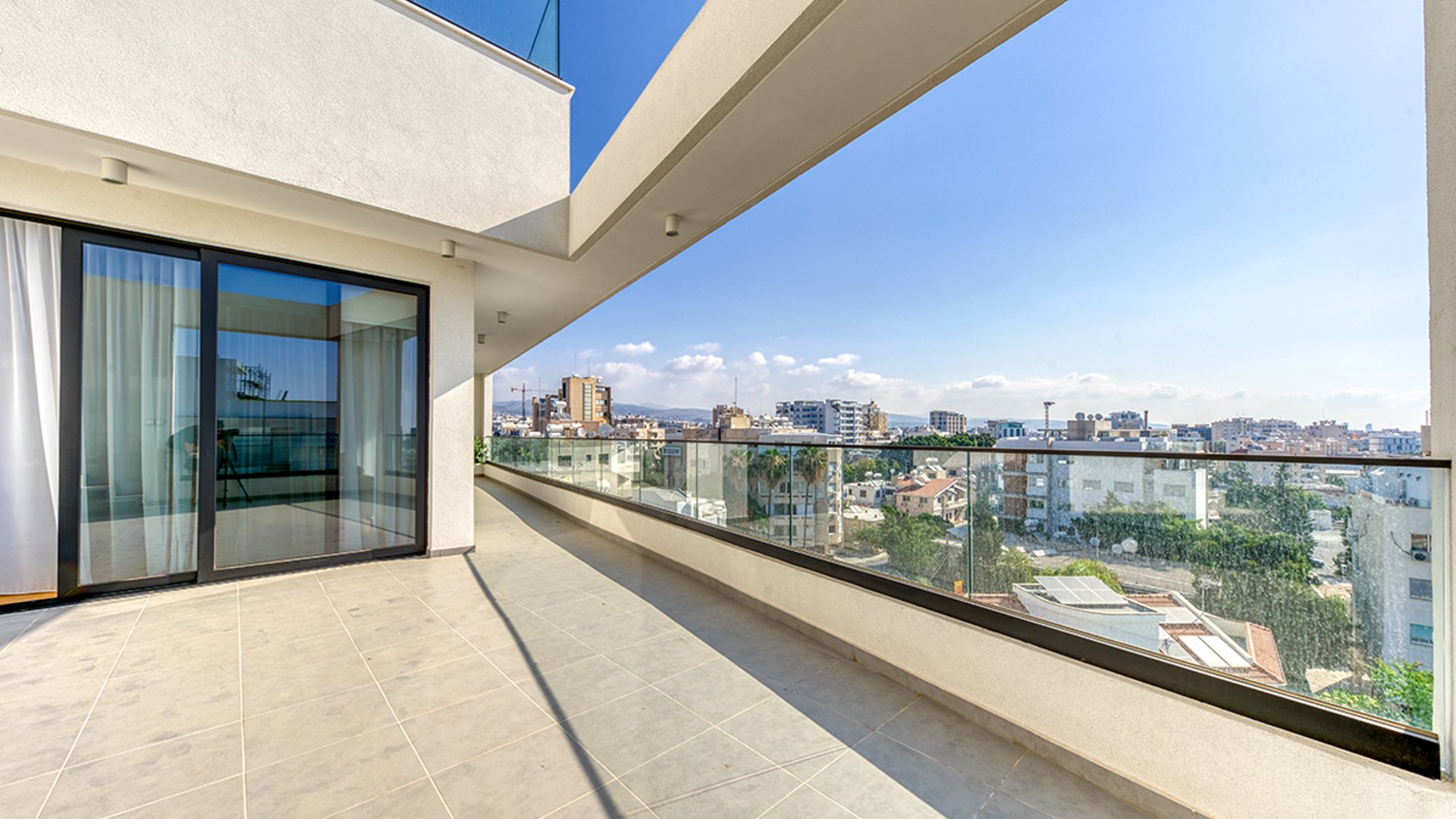 2 bedrooms Penthouse in Limassol, Cyprus No. 28195