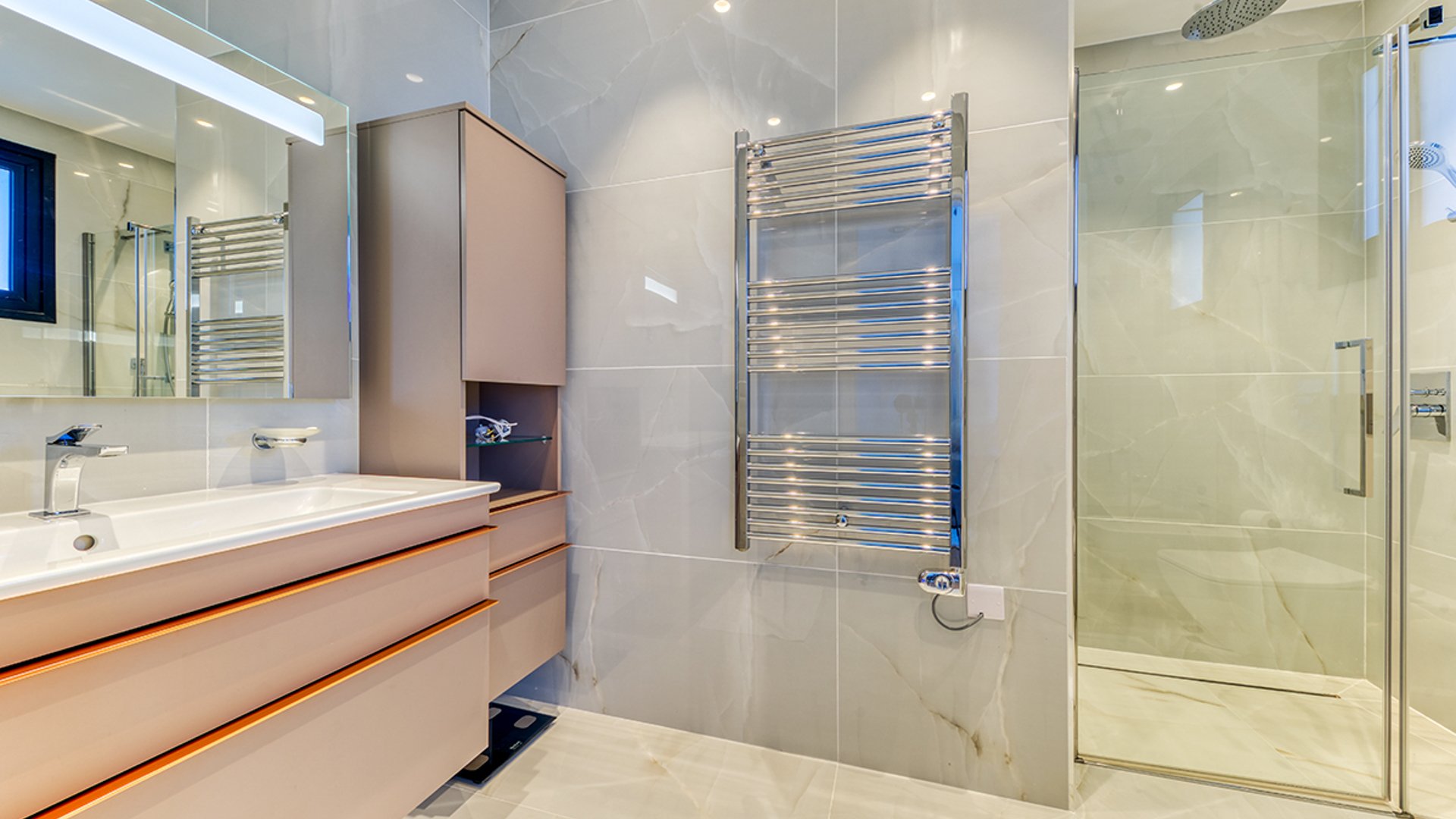 2 bedrooms Penthouse in Limassol, Cyprus No. 28195