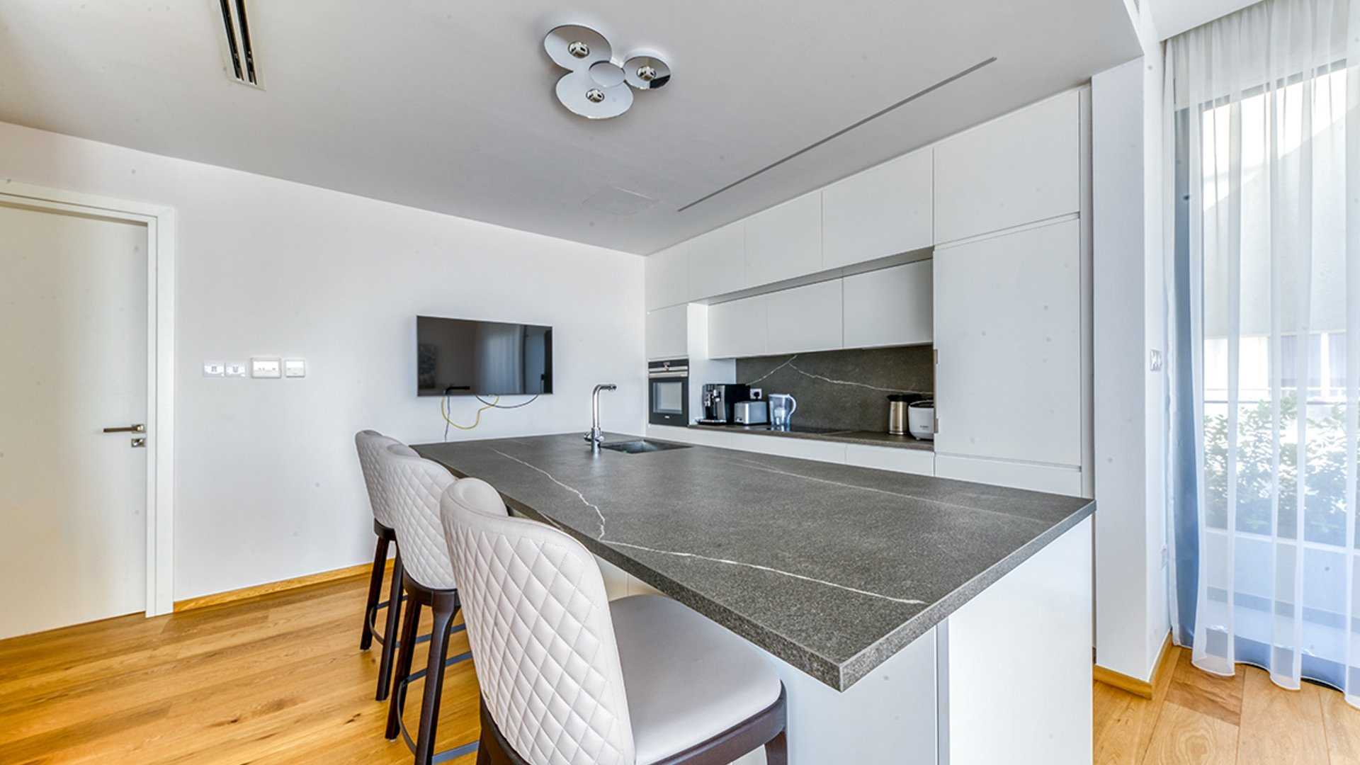 2 bedrooms Penthouse in Limassol, Cyprus No. 28195