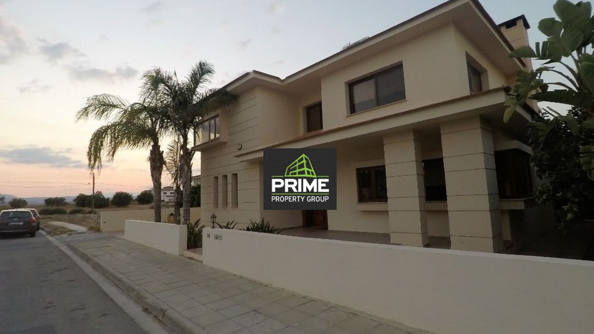 5 bedrooms Villa in Larnaca, Larnaka, Cyprus No. 28194