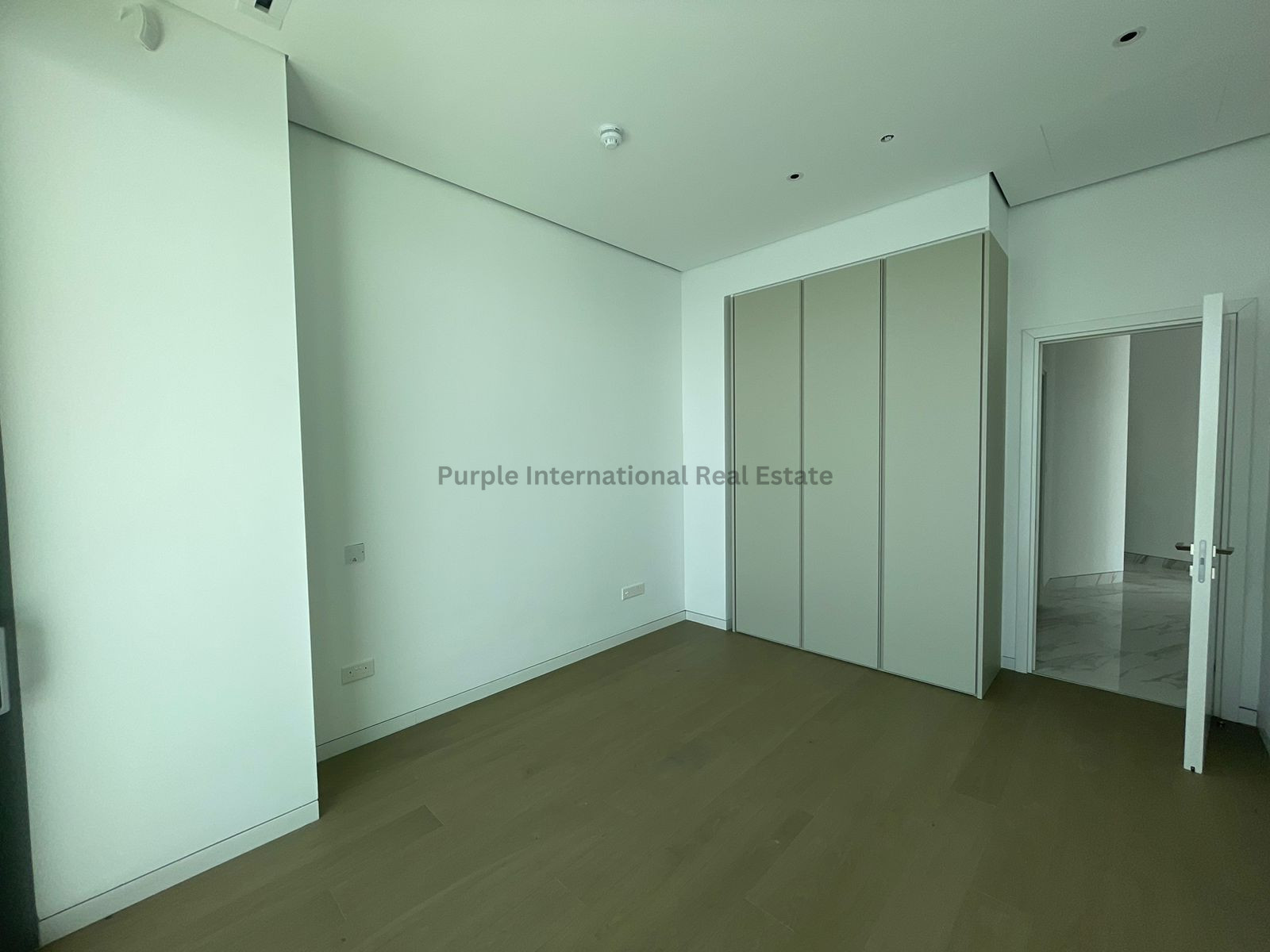 3 bedrooms Apartment in Neapolis, Limassol, Cyprus No. 39410