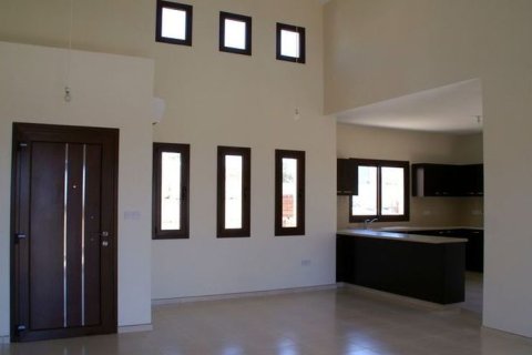 3 bedrooms Villa in Monagroulli, Limassol,  No. 46158 5
