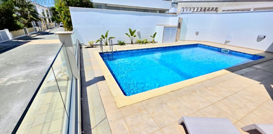 3 bedrooms Townhouse in Pyla, Larnaka,  No. 39561