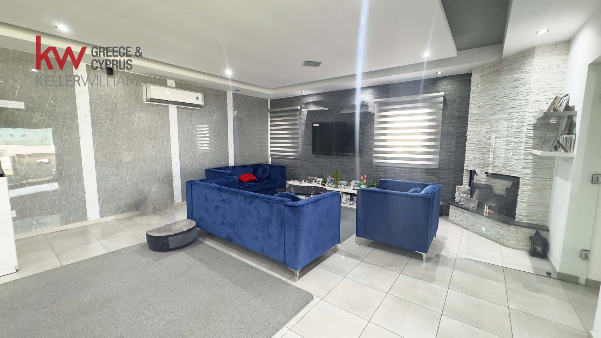 7 bedrooms Townhouse in Larnaka, Cyprus No. 39567