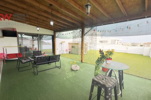 7 bedrooms Townhouse in Larnaka,  No. 39567 2