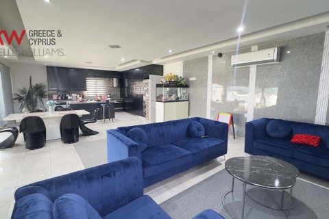 7 bedrooms Townhouse in Larnaka,  No. 39567 30