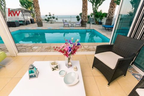 4 bedrooms Villa in Zygi, Larnaka, No. 39564 3