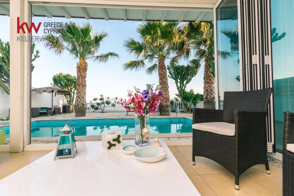 4 bedrooms Villa in Zygi, Larnaka, Cyprus No. 39564