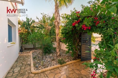 4 bedrooms Villa in Zygi, Larnaka, No. 39564 12