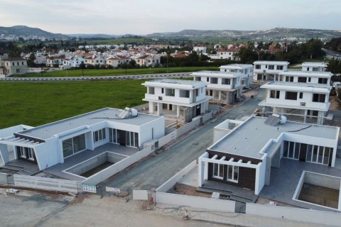 3 bedrooms Villa in Oroklini, Larnaka,  No. 44819 2