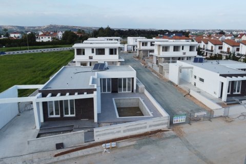 3 bedrooms Villa in Oroklini, Larnaka,  No. 44819 3