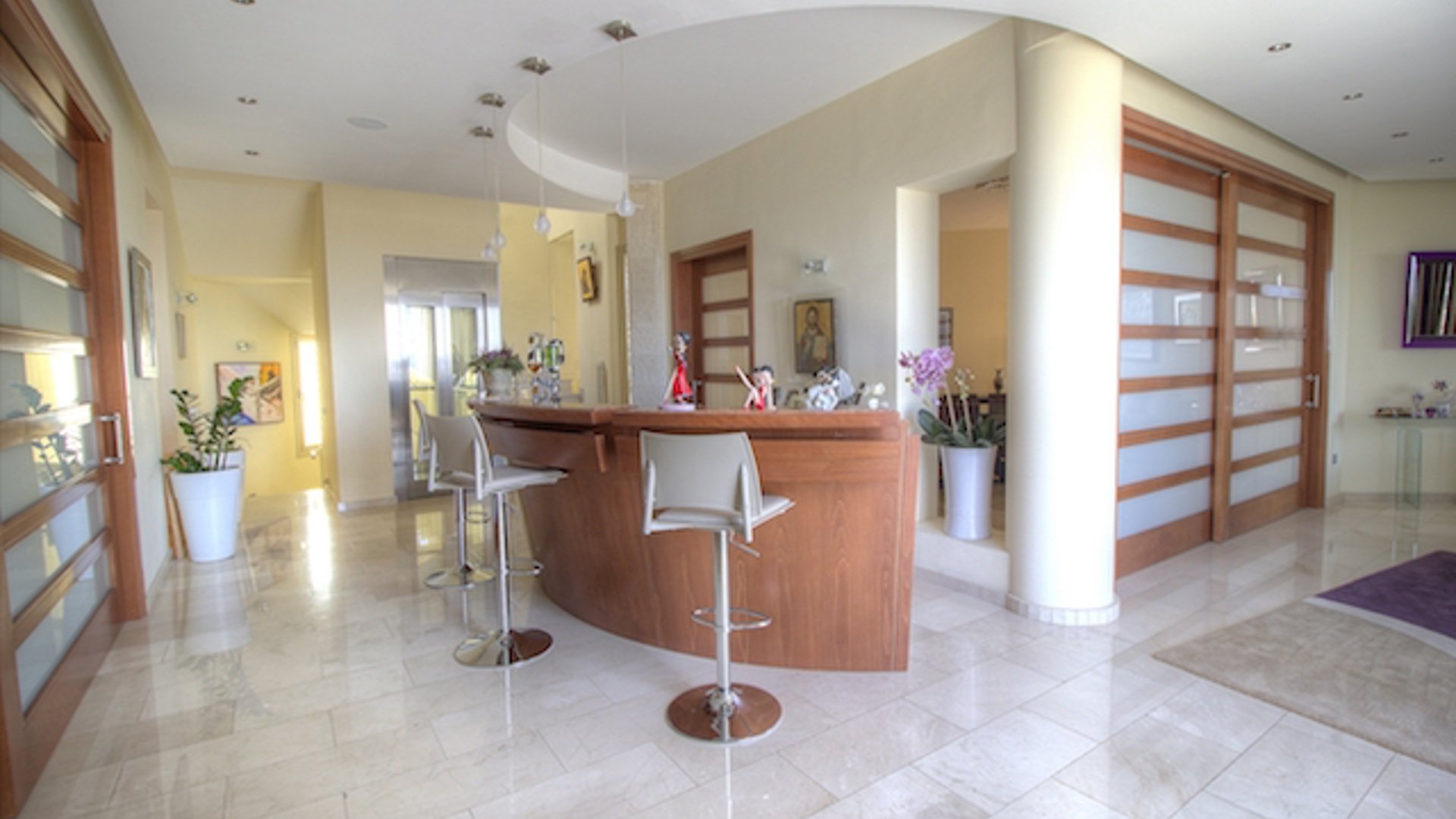 5 bedrooms Villa in Limassol, Cyprus No. 25692