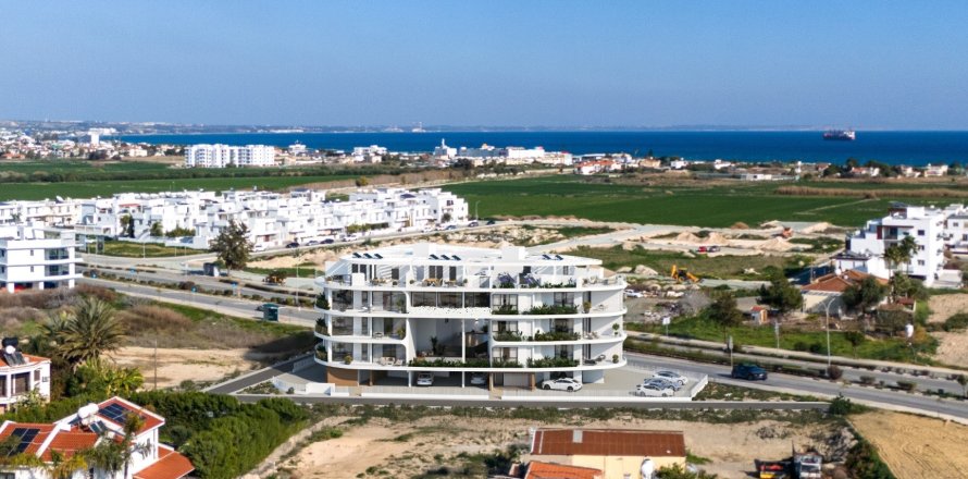 2 bedrooms Apartment in Livadia, Larnaka,  No. 46436