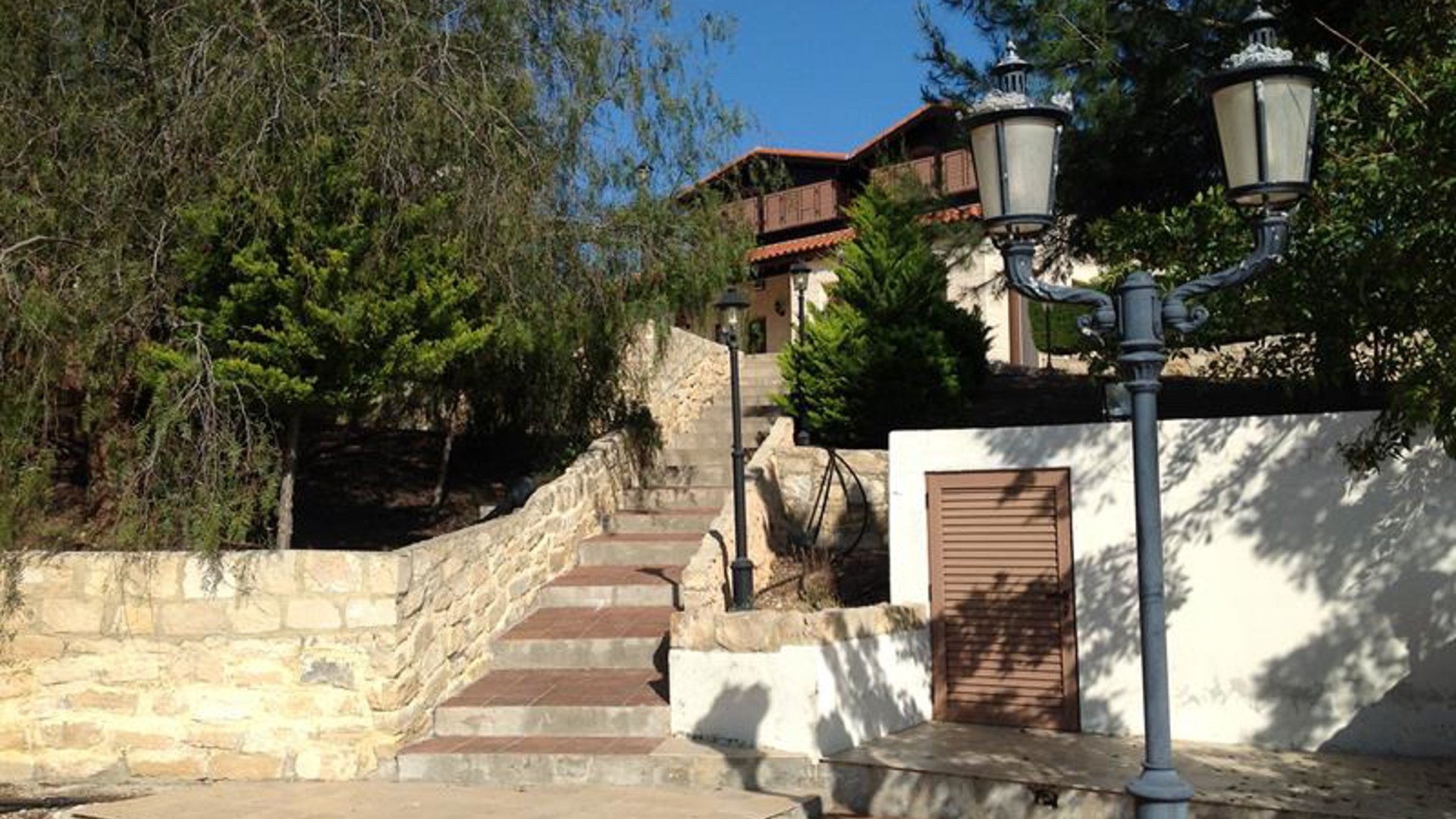 3 bedrooms Villa in Pissouri, Limassol, Cyprus No. 25603