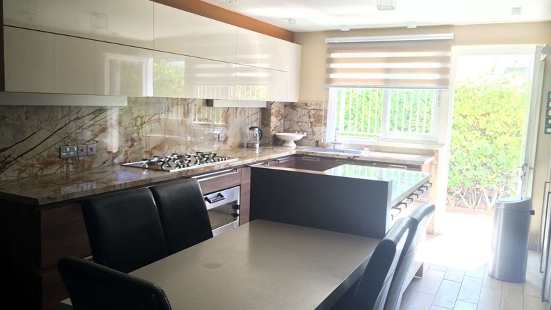 4 bedrooms Villa in Limassol, Cyprus No. 25604